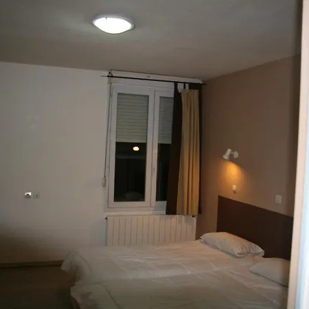 Le Bois Des Espeisses Hotell